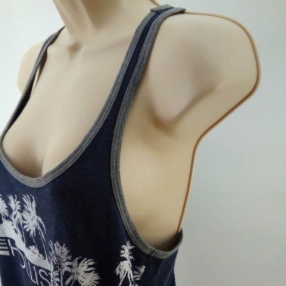 ⭐3/$30 Y2K Hollister Palm Trees Blue White Navy Gray Tank Top Small 90's 2000's - Picture 3 of 9